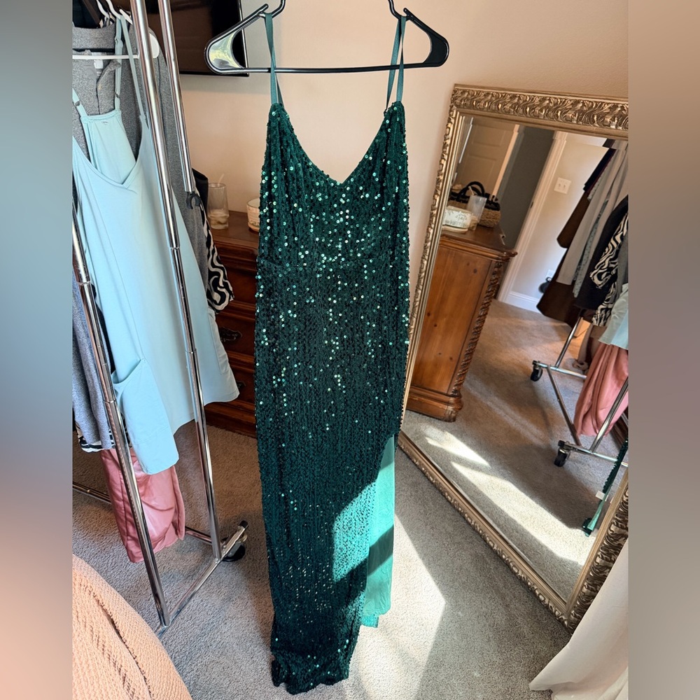 SHEIN Emerald Sequin Backless Dress